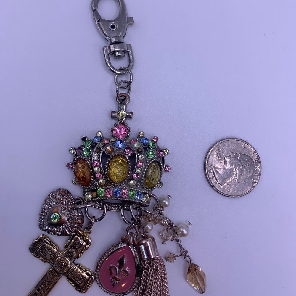 🐱 5 for $10. Gold Crown Key ring 5 1/2" Long w/Colored Stones - Picture 2 of 4